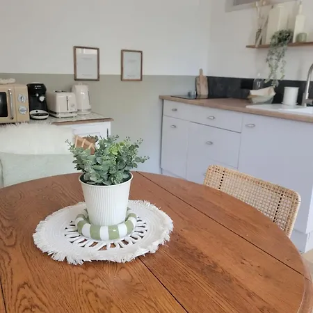 Simone, A 2 Pas De La Apartment